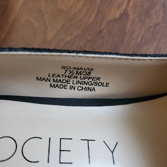 Suede Pumps - Picture 2 of 3